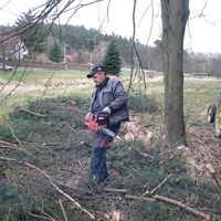 brigáda na dřevo pro pí Vohradskou 4.4.2015
