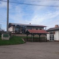 výměna krytiny na střeše prodejny 14.4.2015