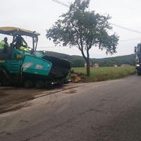 nové asfaltové povrchy na cestách na Bohostice a k ČOV